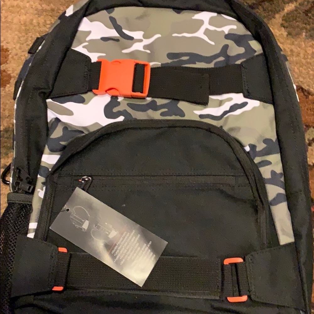 Tony hawk backpack..black/camo...NWT